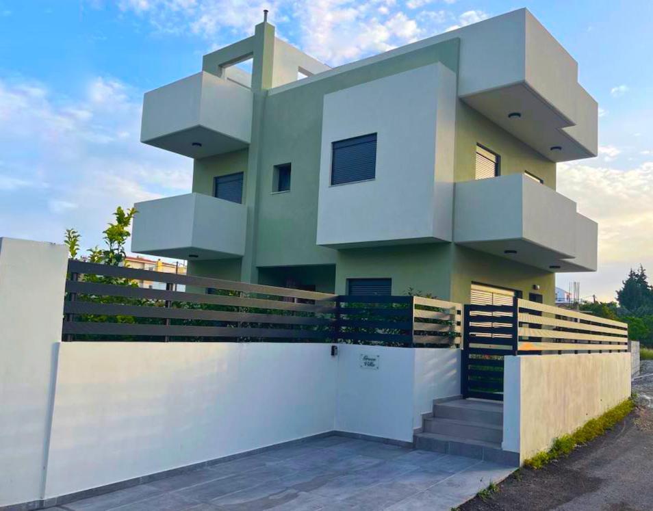 Green Villa 伊利索斯 外观 照片